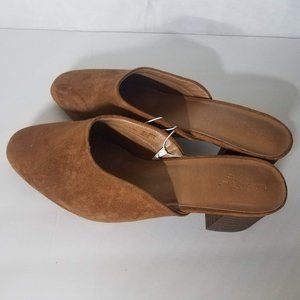 UNIVERSAL THREAD BROWN SIZE 11W